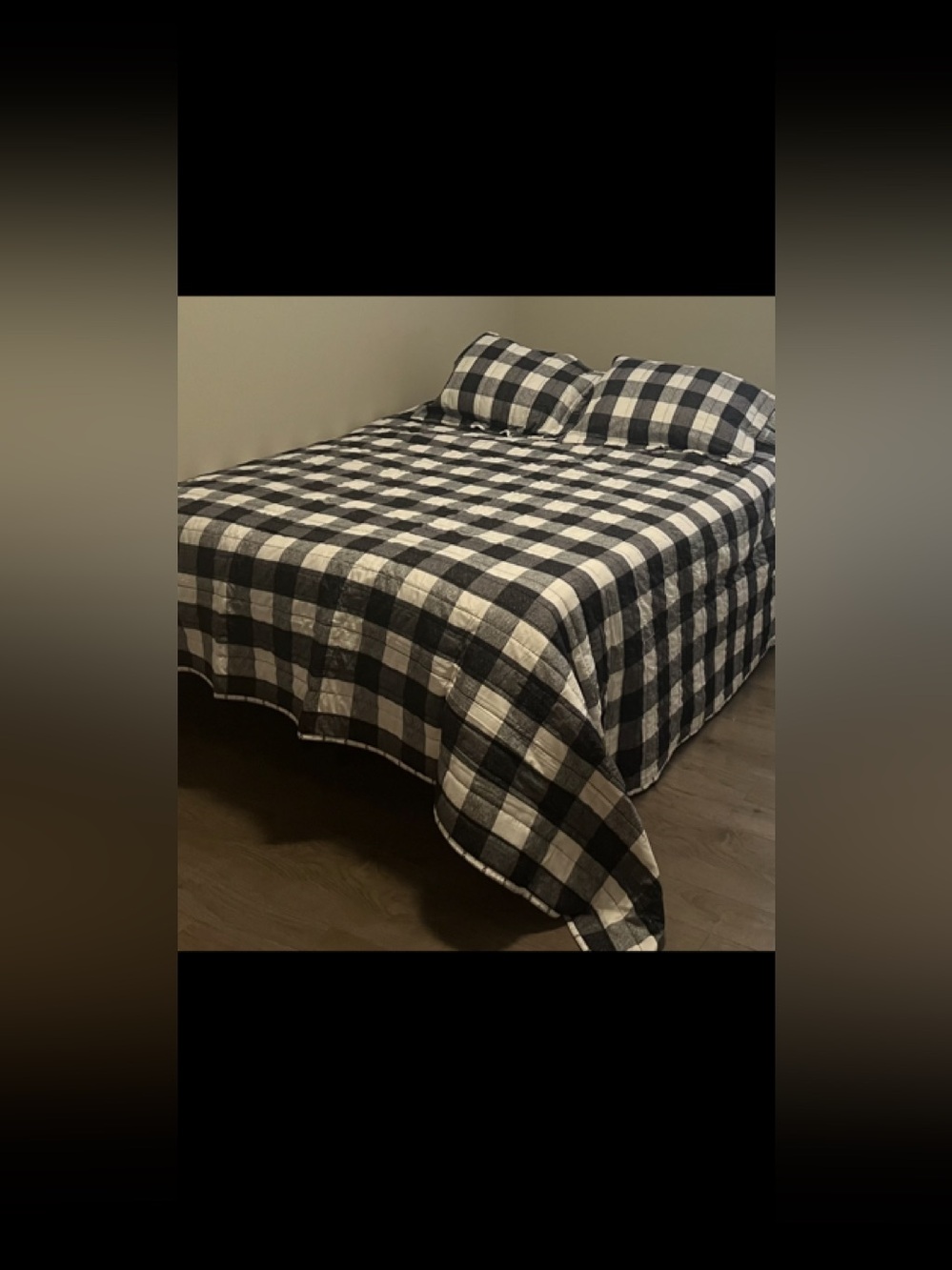 3 piece Buffalo Check Black+White Set with one comforter+2shams (no pillows)